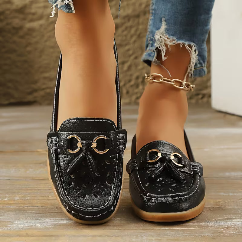 Le ultime scarpe ortopediche da donna migliorano i problemi di equilibrio nelle persone di mezza età e anziane!