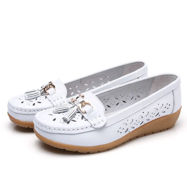 Le ultime scarpe ortopediche da donna migliorano i problemi di equilibrio nelle persone di mezza età e anziane!